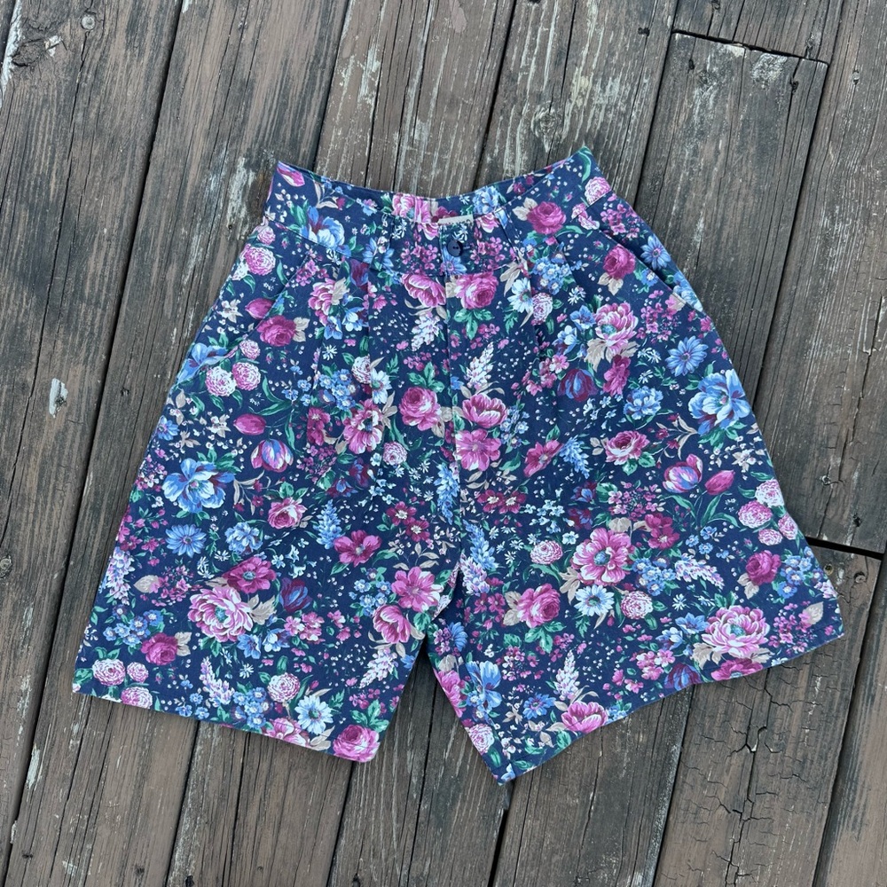 Vintage High Waisted Mom Floral Shorts with Pockets Grannycore